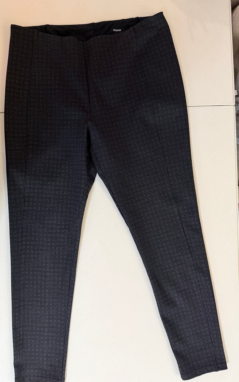 Premise checkered gray pants euc 14 pull on